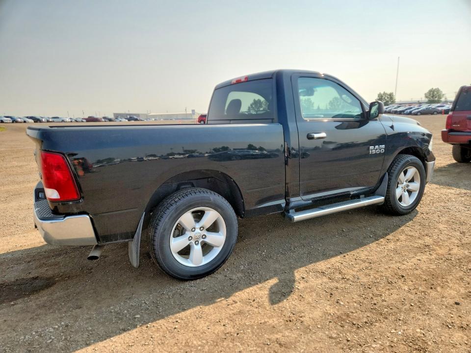65987916 :رقم المزاد ، 3C6JR7BGXHG617546 vin ، 2017 Ram 1500 مزاد بيع
