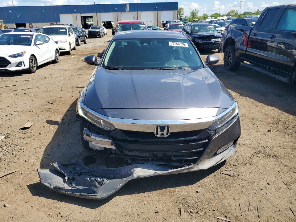 Продаж на аукціоні авто 2018 Honda Accord, vin: 1HGCV1F4XJA074781, номер лоту: 66766986