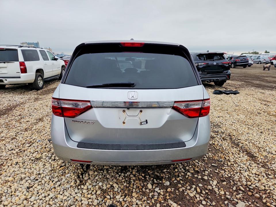 64603736 :رقم المزاد ، 5FNRL5H6XBB035864 vin ، 2011 Honda Odyssey مزاد بيع
