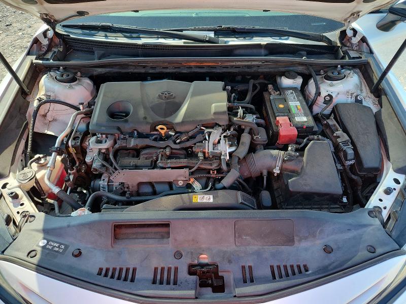64644406 :رقم المزاد ، 4T1B61HK6KU211908 vin ، 2019 Toyota Camry مزاد بيع