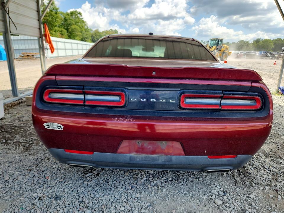 Продажа на аукционе авто 2018 Dodge Challenger, vin: 2C3CDZAG3JH231882, номер лота: 64532126
