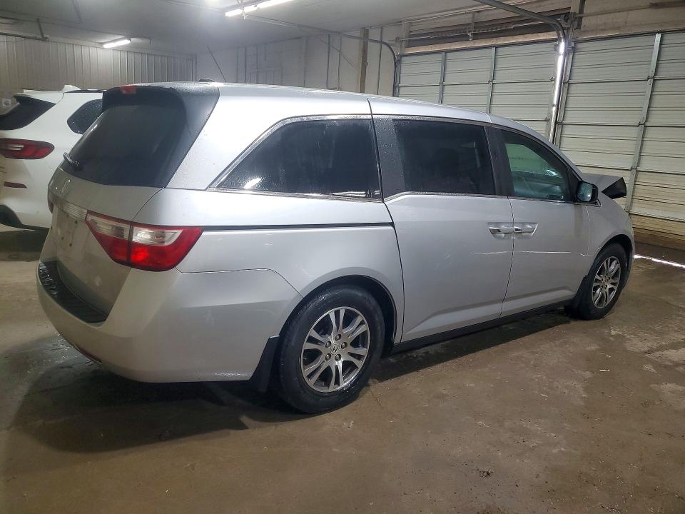 Продаж на аукціоні авто 2013 Honda Odyssey, vin: 5FNRL5H68DB068753, номер лоту: 65869096