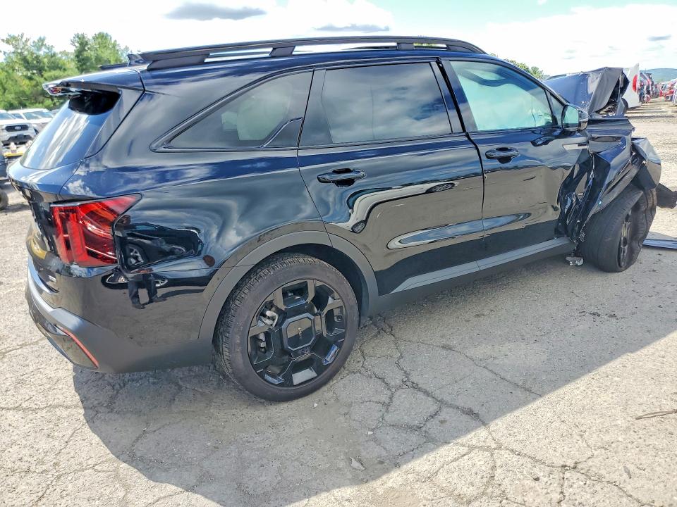 66602656 :رقم المزاد ، 5XYRKDJF9TG438557 vin ، 2026 Kia Sorento مزاد بيع