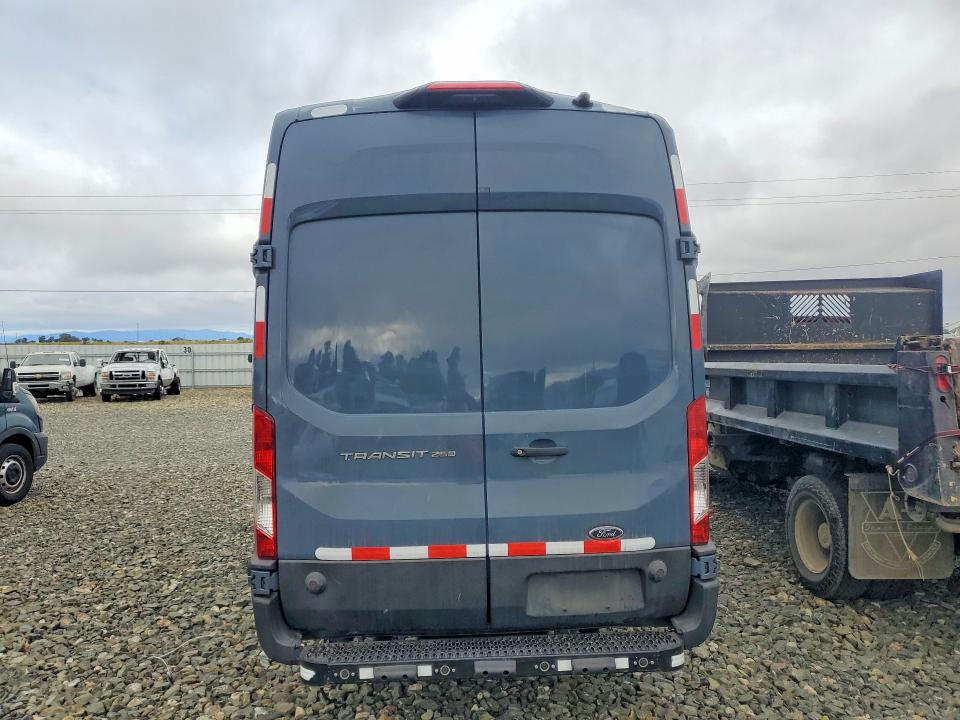 Продажа на аукционе авто 2020 Ford Transit, vin: 1FTBR3X85LKA72557, номер лота: 59745976
