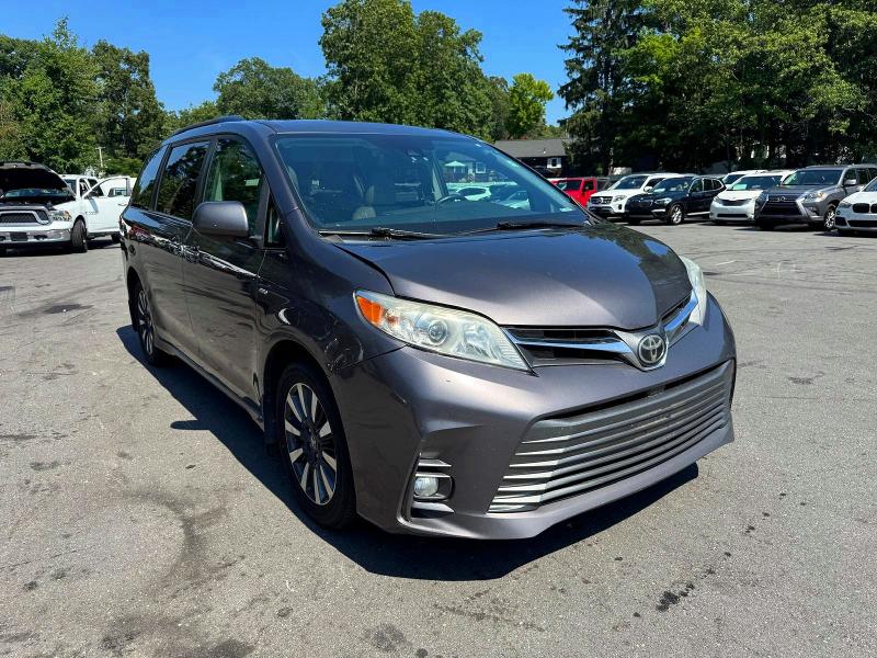 2019 Toyota Sienna მანქანა იყიდება აუქციონზე, vin: 5TDDZ3DC5KS220439, აუქციონის ნომერი: 64675976