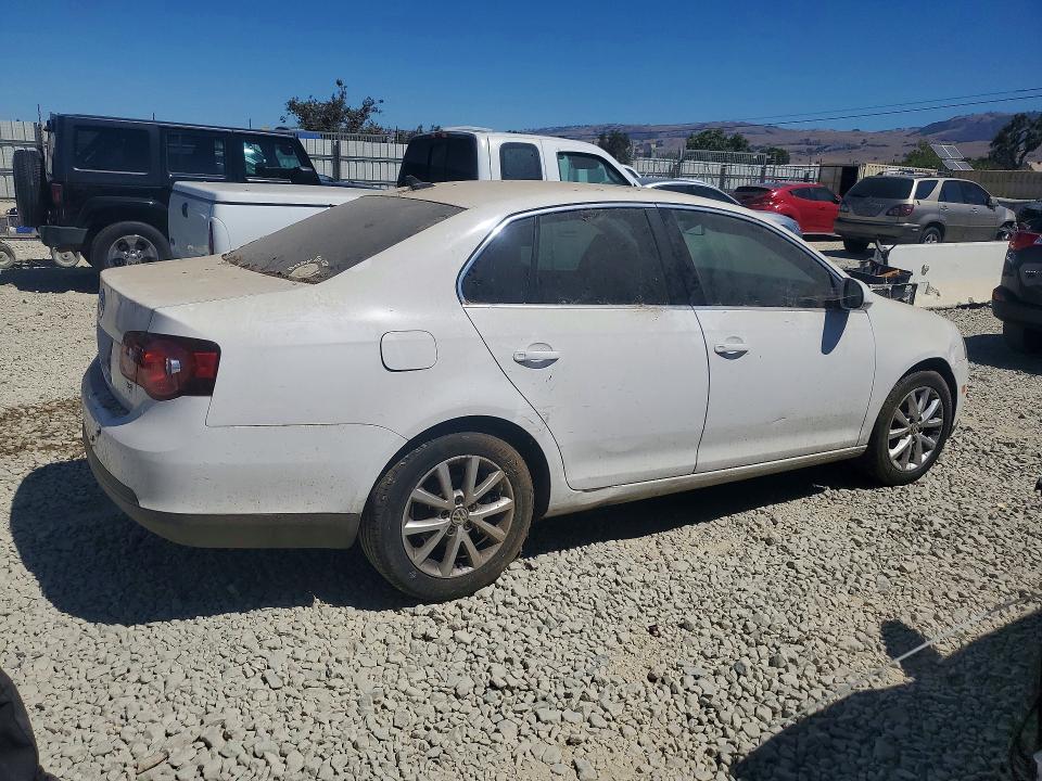 2010 Volkswagen Jetta მანქანა იყიდება აუქციონზე, vin: 3VWRZ7AJ1AM067750, აუქციონის ნომერი: 63265886