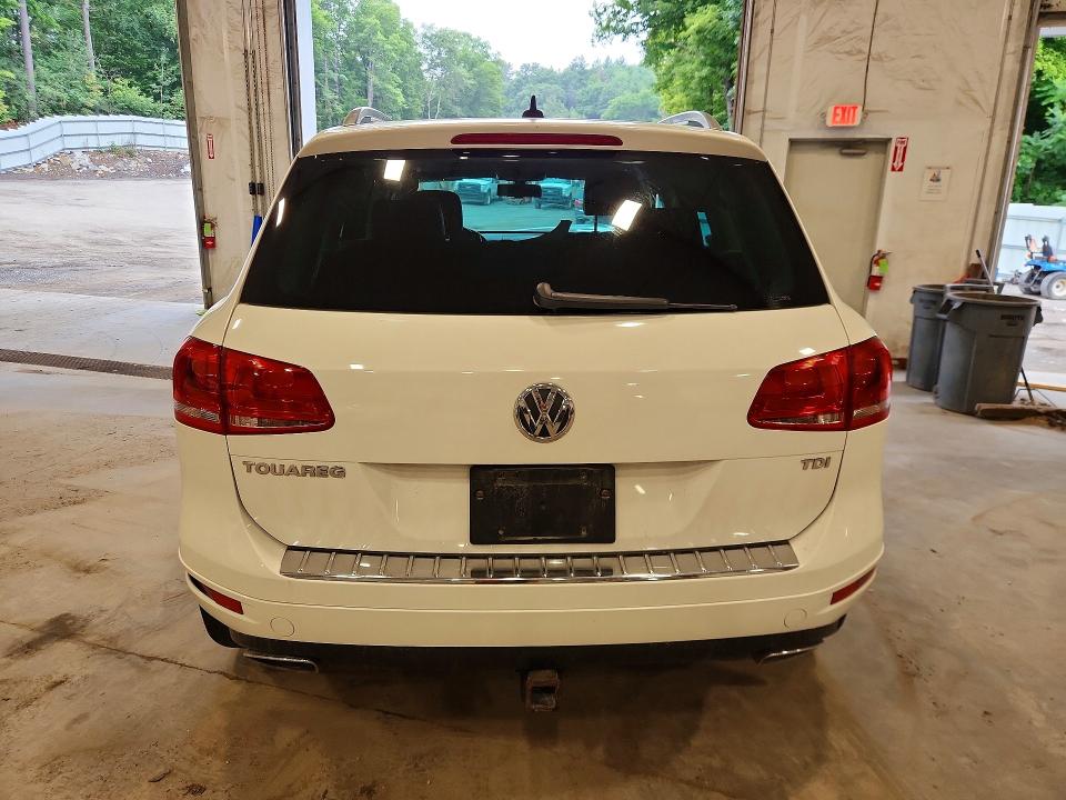 66376596 :رقم المزاد ، WVGEP9BP3ED009223 vin ، 2014 Volkswagen Touareg مزاد بيع