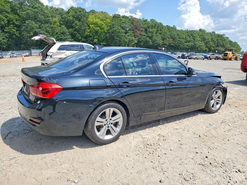 64991916 :رقم المزاد ، WBA8B9G34HNU52918 vin ، 2017 Bmw 330 مزاد بيع