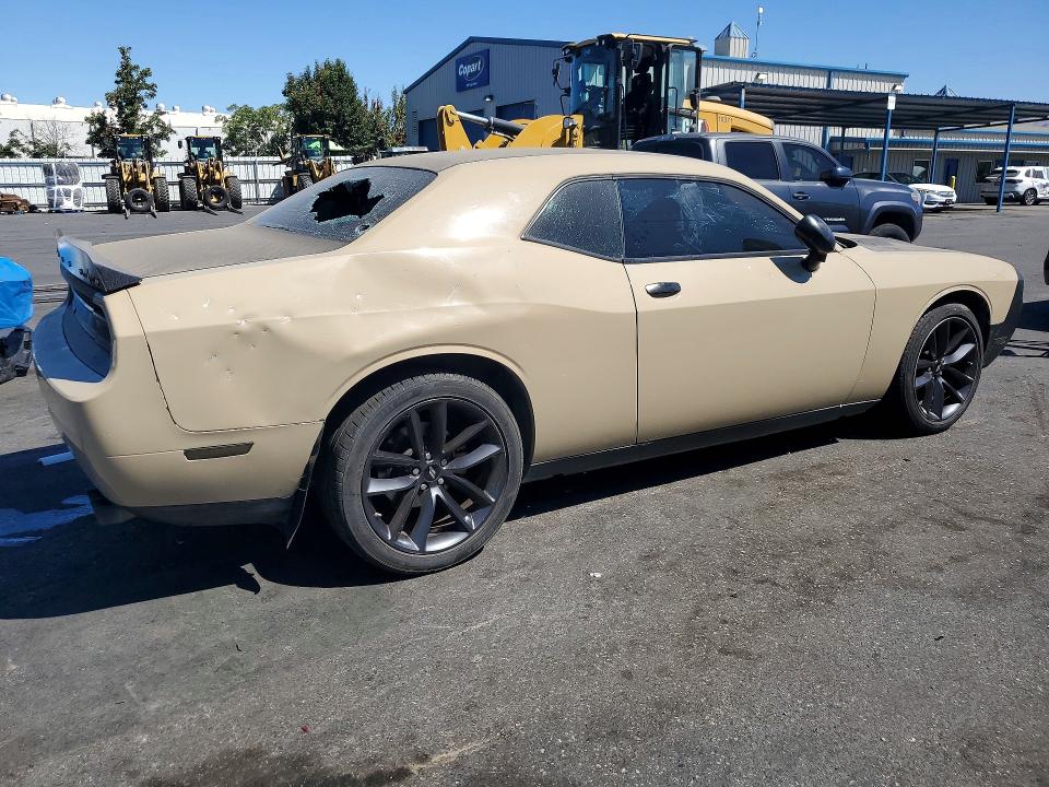 63921236 :رقم المزاد ، 2C3CDYAG5DH705152 vin ، 2013 Dodge Challenger مزاد بيع