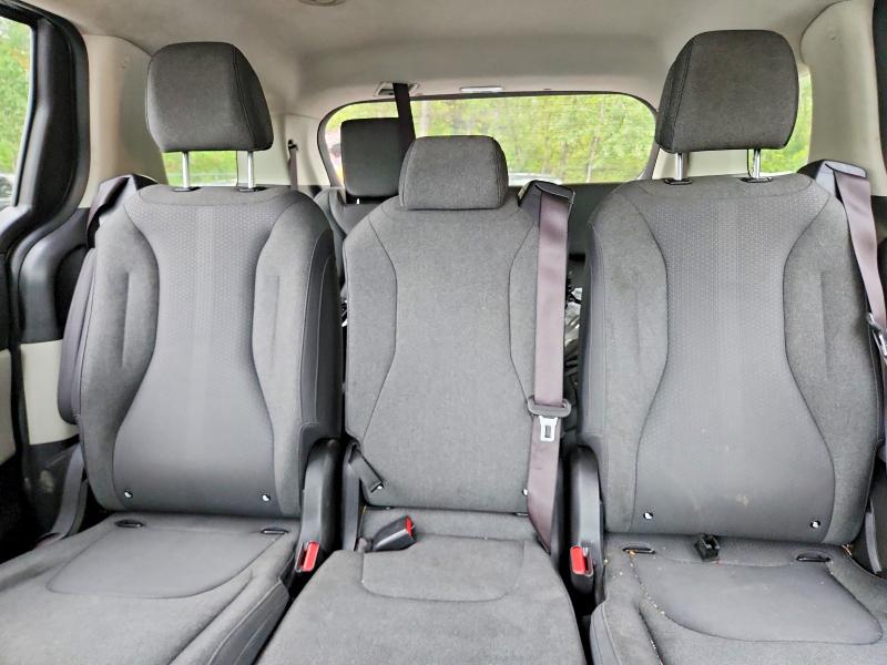 Продаж на аукціоні авто 2023 Kia Carnival, vin: KNDNB5H38P6255577, номер лоту: 65136806