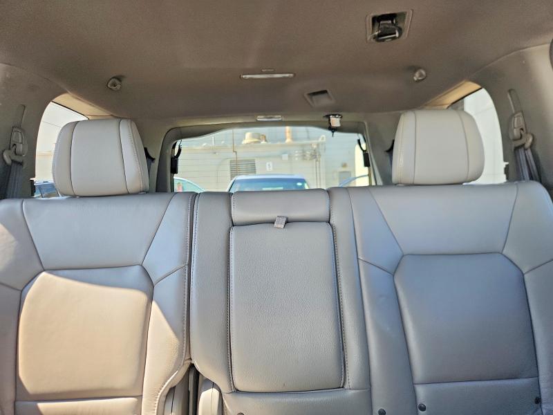 63989916 :رقم المزاد ، 5FNYF3H76CB025950 vin ، 2012 Honda Pilot مزاد بيع