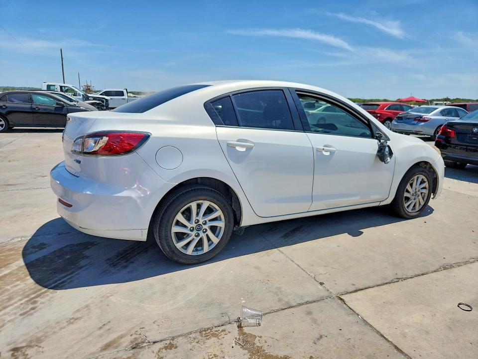 61454686 :رقم المزاد ، JM1BL1VP7D1734971 vin ، 2013 Mazda 3 مزاد بيع