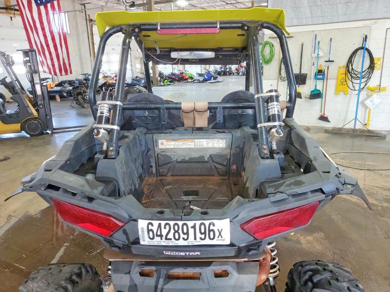 64289196 :رقم المزاد ، 4XAVDE99XFB315546 vin ، 2015 Polaris Rzr مزاد بيع