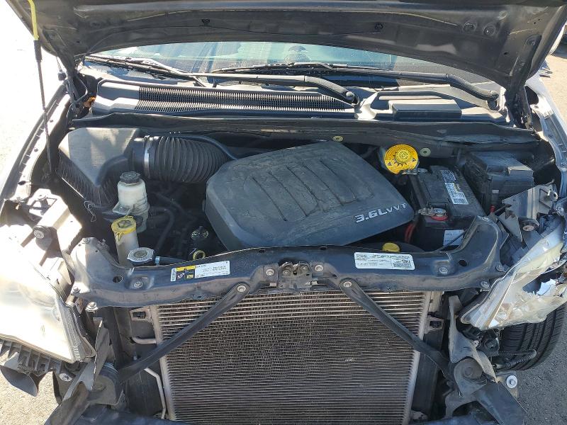 66079076 :رقم المزاد ، 2C4RC1BG1GR282020 vin ، 2016 Chrysler Town & Country مزاد بيع