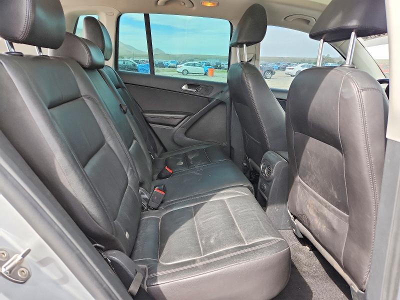 67183776 :رقم المزاد ، WVGUV7AX0HK022552 vin ، 2017 Volkswagen Tiguan مزاد بيع
