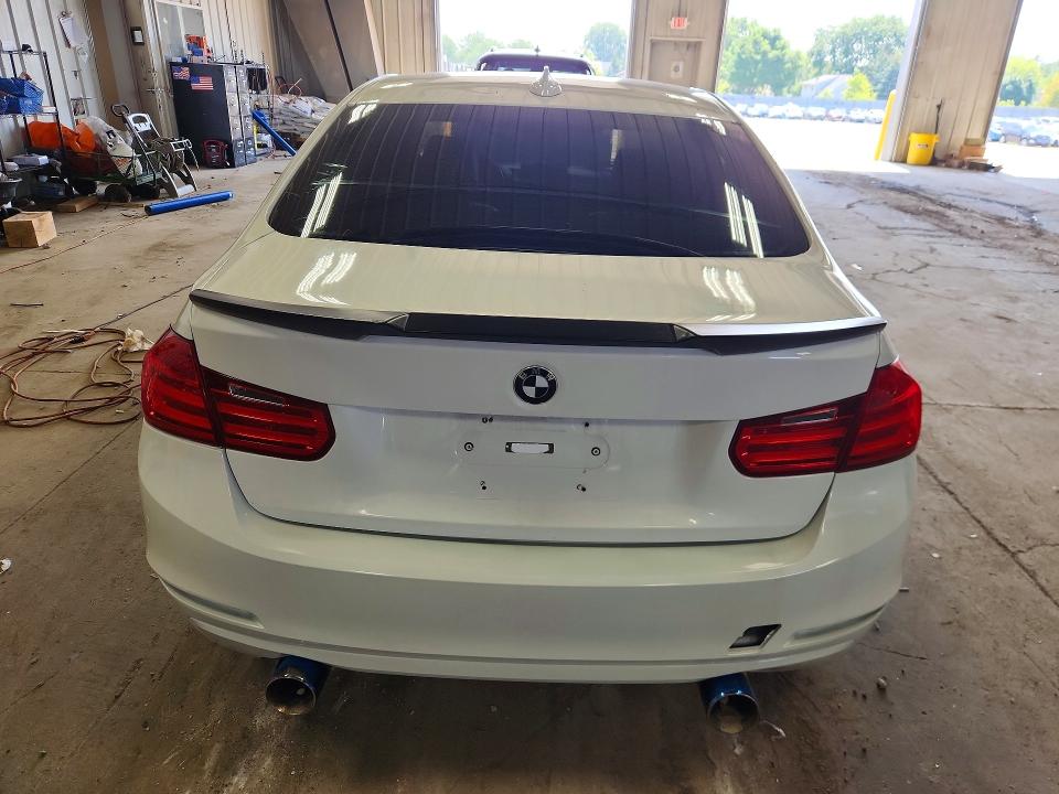 64498806 :رقم المزاد ، WBA3B3C55DF540797 vin ، 2013 Bmw 328 مزاد بيع