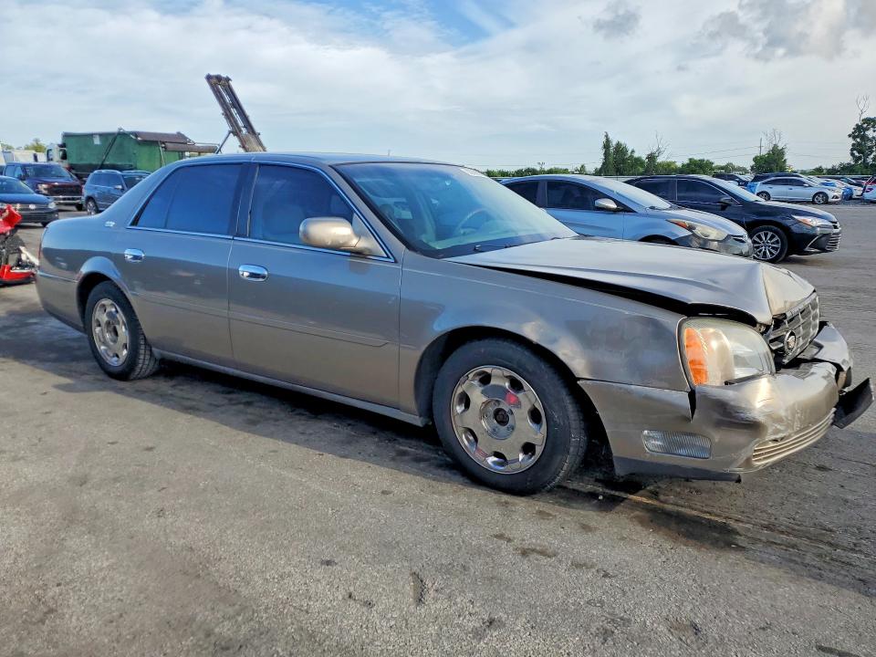 63990016 :رقم المزاد ، 1G6KE57Y9YU226743 vin ، 2000 Cadillac Deville مزاد بيع