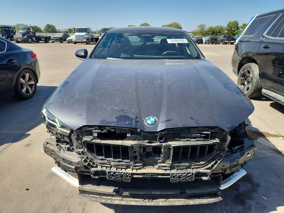 64984466 :رقم المزاد ، WBA43FJ08SCU13244 vin ، 2025 Bmw 530 مزاد بيع