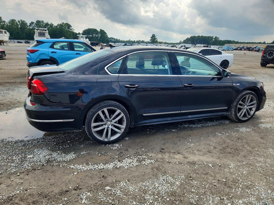 2017 Volkswagen Passat მანქანა იყიდება აუქციონზე, vin: 1VWDT7A38HC031725, აუქციონის ნომერი: 63732506