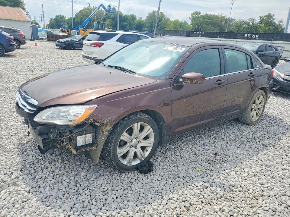 Продаж на аукціоні авто 2013 Chrysler 200, vin: 1C3CCBAB2DN648078, номер лоту: 66680026