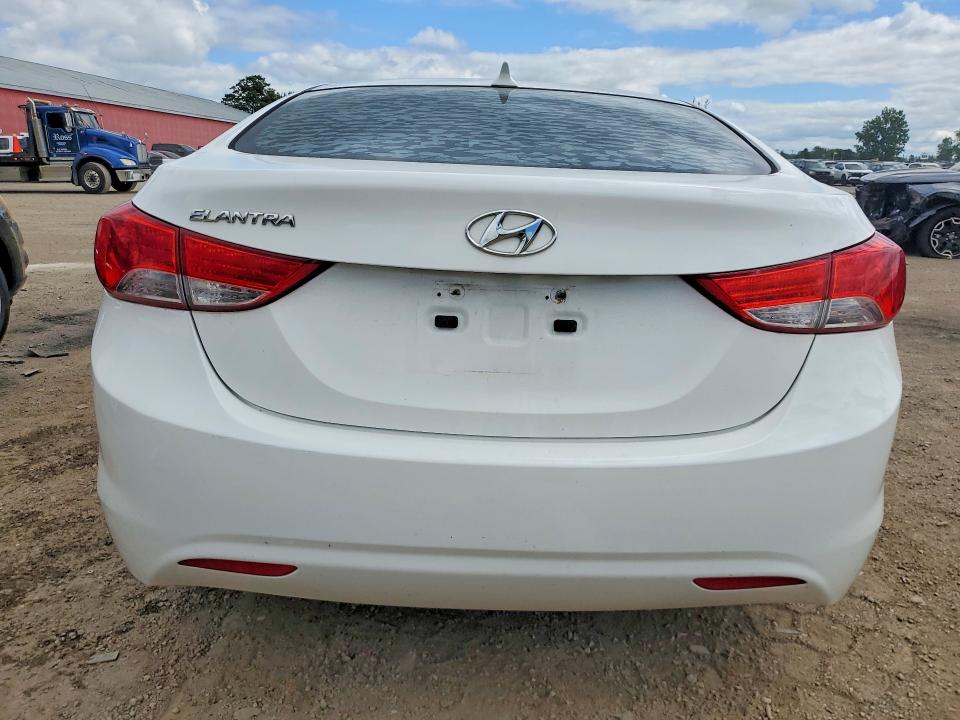 65362346 :رقم المزاد ، 5NPDH4AE4DH215725 vin ، 2013 Hyundai Elantra مزاد بيع