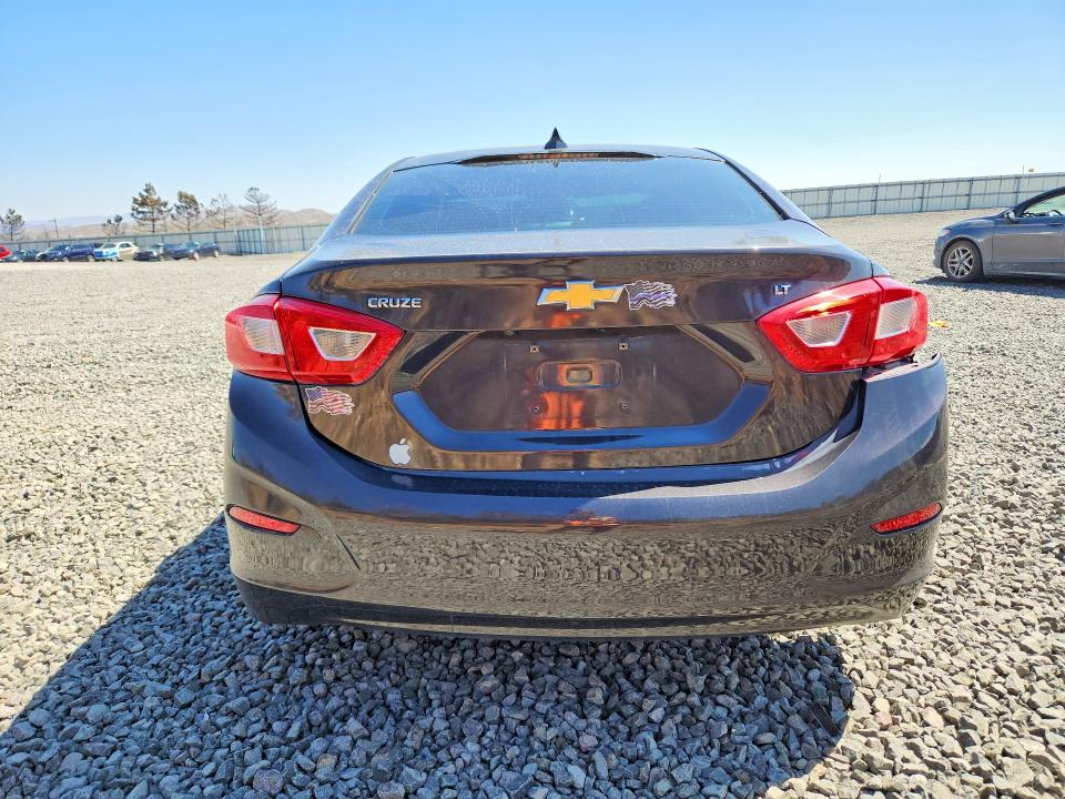 Продажа на аукционе авто 2017 Chevrolet Cruze, vin: 1G1BE5SM8H7237001, номер лота: 67153346