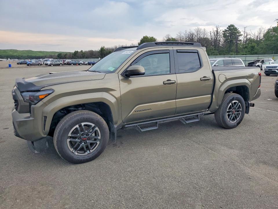 Auction sale of the 2026 Toyota Tacoma, vin: 3TMLB5JN5TM242783, lot number: 66942396