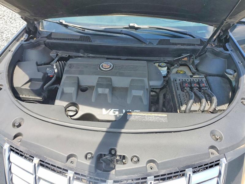 64051456 :رقم المزاد ، 3GYFNBE31GS552940 vin ، 2016 Cadillac Srx مزاد بيع
