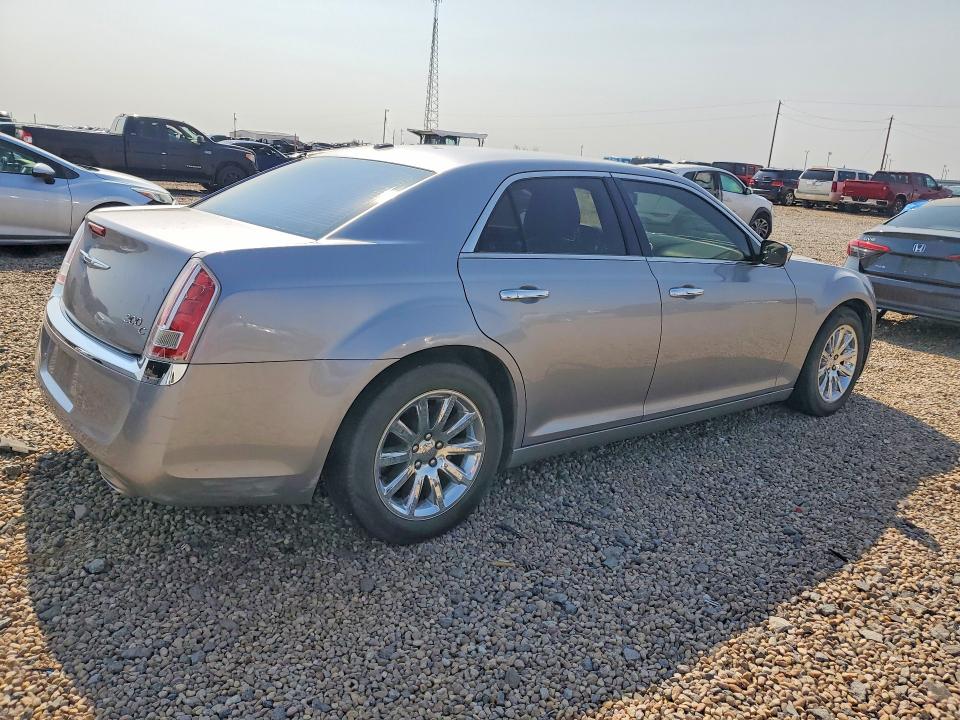 Aukcja sprzedaży 2014 Chrysler 300c, vin: 2C3CCAEG2EH372852, numer aukcji: 64321216