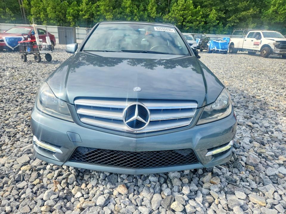 2012 Mercedes-benz C მანქანა იყიდება აუქციონზე, vin: WDDGF4HB4CF864177, აუქციონის ნომერი: 63596896