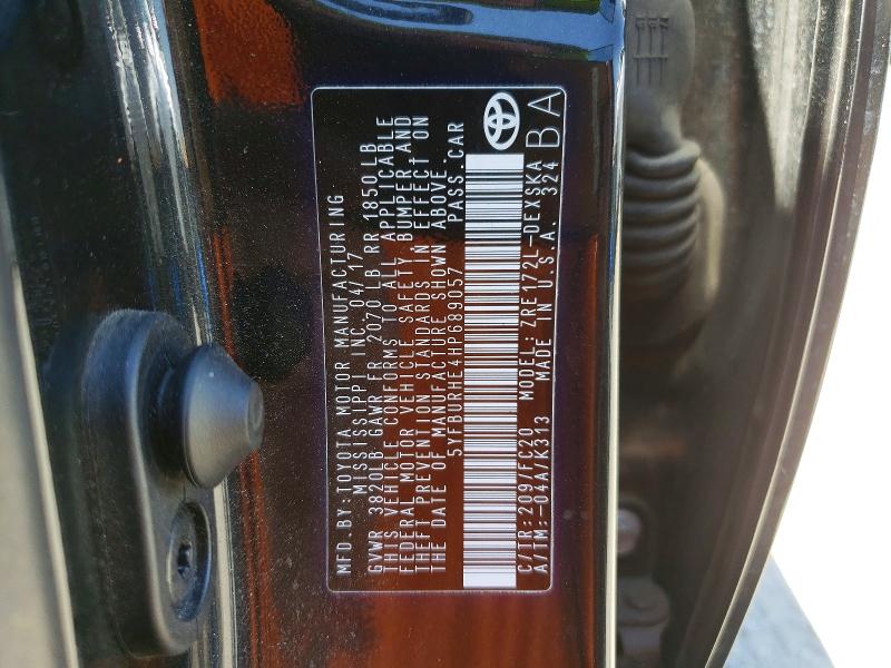 Продажа на аукционе авто 2017 Toyota Corolla, vin: 5YFBURHE4HP689057, номер лота: 63859866