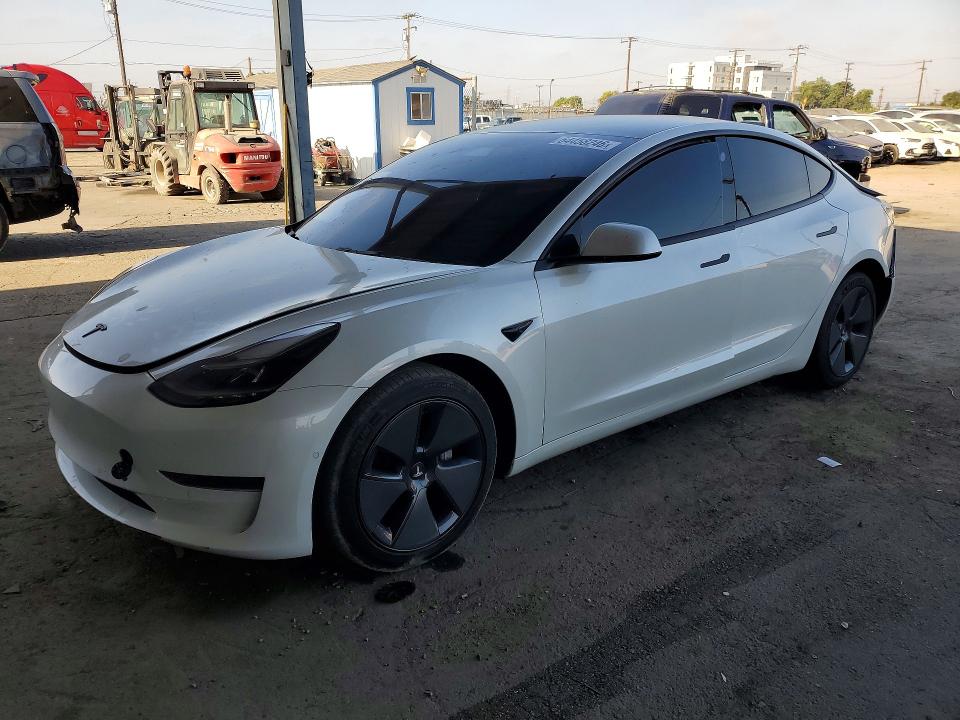 2022 Tesla Model 3 მანქანა იყიდება აუქციონზე, vin: 5YJ3E1EAXNF125392, აუქციონის ნომერი: 64458246