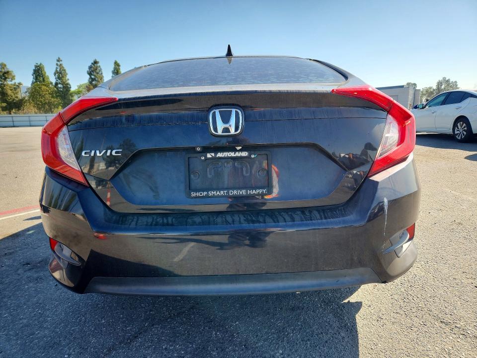 66294656 :رقم المزاد ، 2HGFC2F76JH507727 vin ، 2018 Honda Civic مزاد بيع