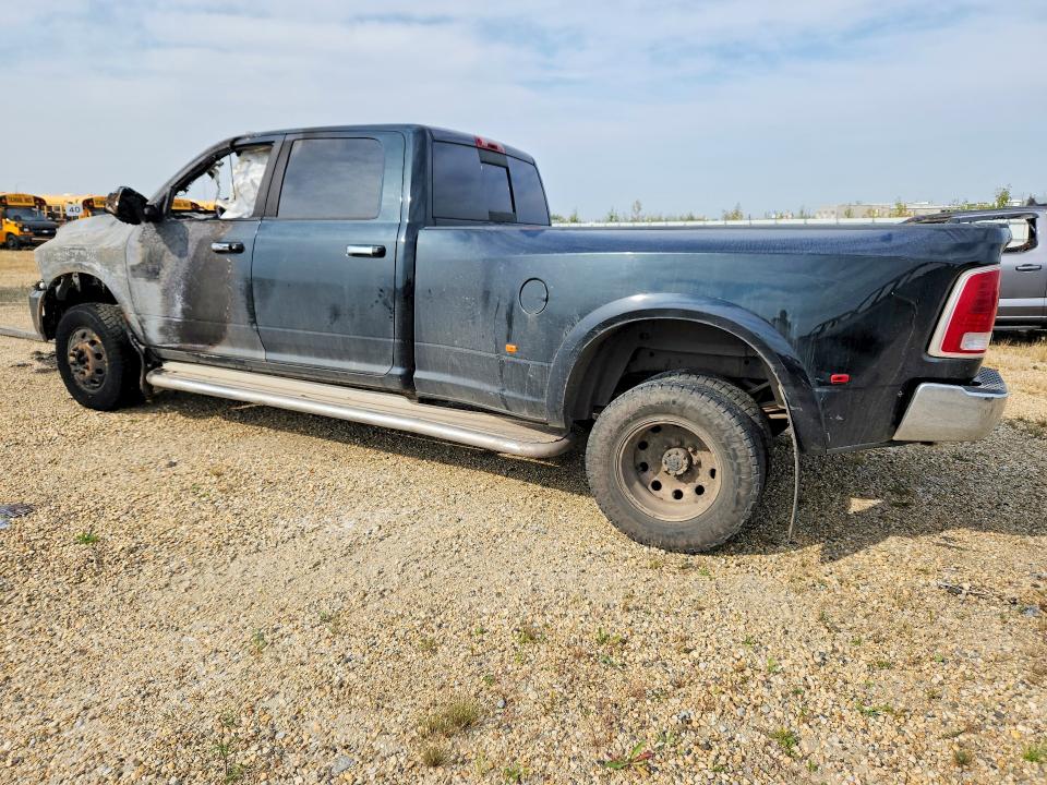 66071536 :رقم المزاد ، 3C63RRJLXFG561219 vin ، 2015 Ram 3500 مزاد بيع