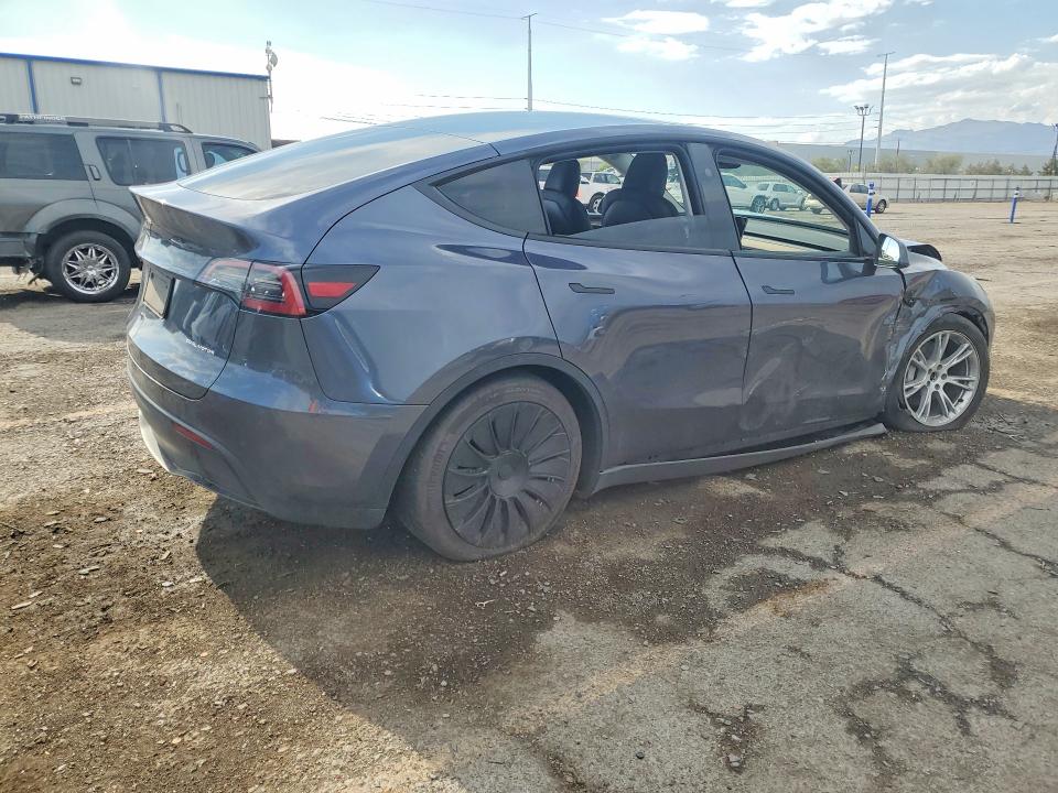 2023 Tesla Model Y მანქანა იყიდება აუქციონზე, vin: 7SAYGDEE7PF929238, აუქციონის ნომერი: 64806336