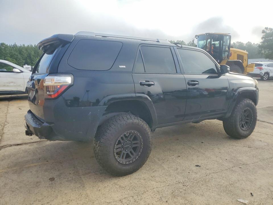 2018 Toyota 4runner მანქანა იყიდება აუქციონზე, vin: JTEBU5JR5J5574925, აუქციონის ნომერი: 63856346