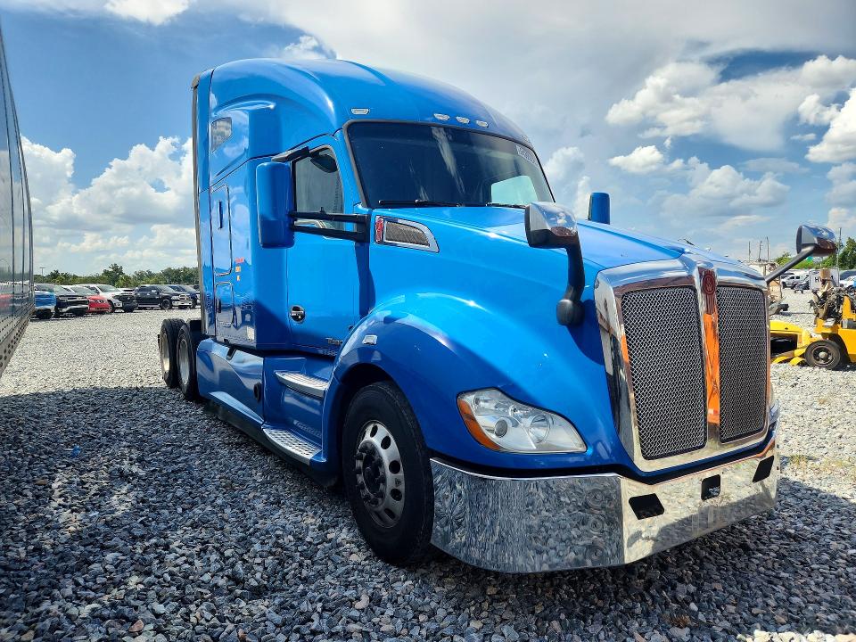64393576 :رقم المزاد ، 1XKYDP9X8LJ303787 vin ، 2020 Kenworth Construction مزاد بيع