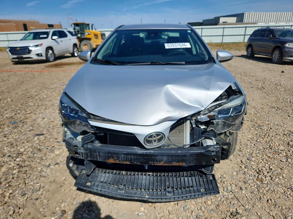 63937646 :رقم المزاد ، 2T1BURHE6HC747007 vin ، 2017 Toyota Corolla مزاد بيع