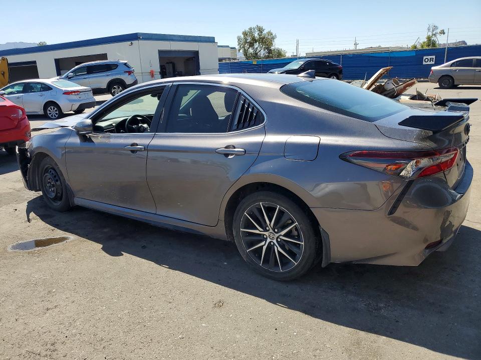 66092496 :رقم المزاد ، 4T1G11AK4PU830240 vin ، 2023 Toyota Camry مزاد بيع
