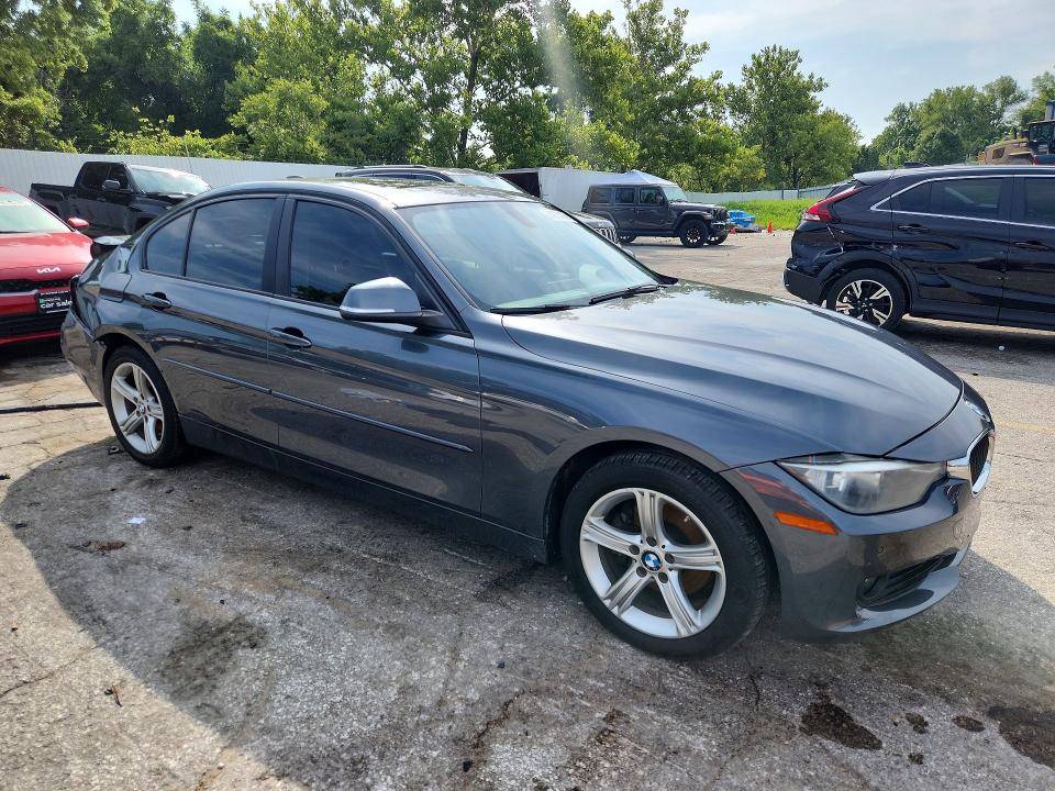 2015 Bmw 328 მანქანა იყიდება აუქციონზე, vin: WBA3B5G59FNS20140, აუქციონის ნომერი: 64035366