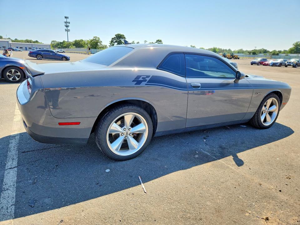 66513586 :رقم المزاد ، 2C3CDZBT8JH282354 vin ، 2018 Dodge Challenger مزاد بيع