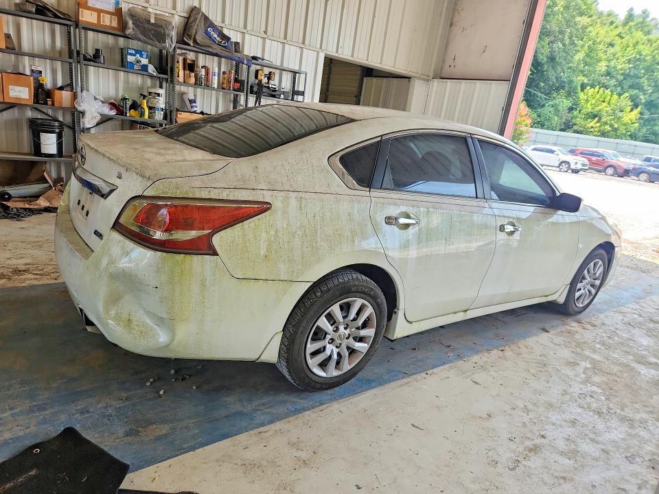2013 Nissan Altima მანქანა იყიდება აუქციონზე, vin: 1N4AL3AP4DC122198, აუქციონის ნომერი: 63881286