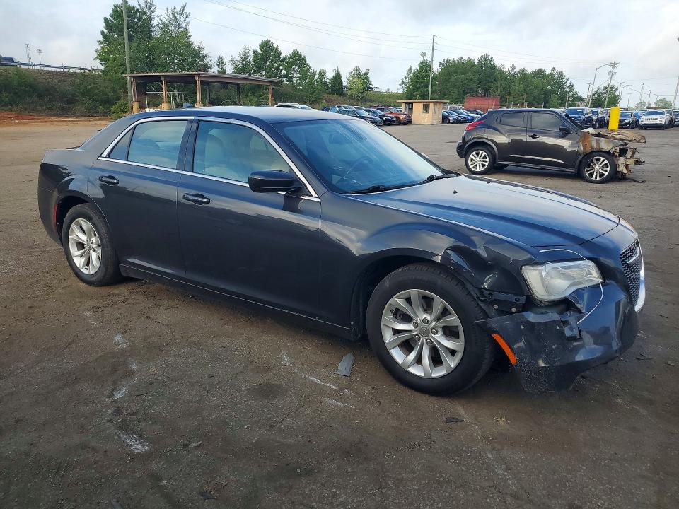 2015 Chrysler 300 მანქანა იყიდება აუქციონზე, vin: 2C3CCAAG8FH893713, აუქციონის ნომერი: 64138706