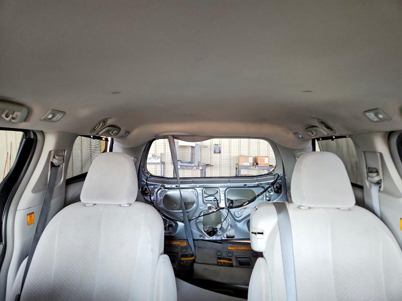 2013 Toyota Sienna მანქანა იყიდება აუქციონზე, vin: 5TDKK3DC8DS356367, აუქციონის ნომერი: 64518236