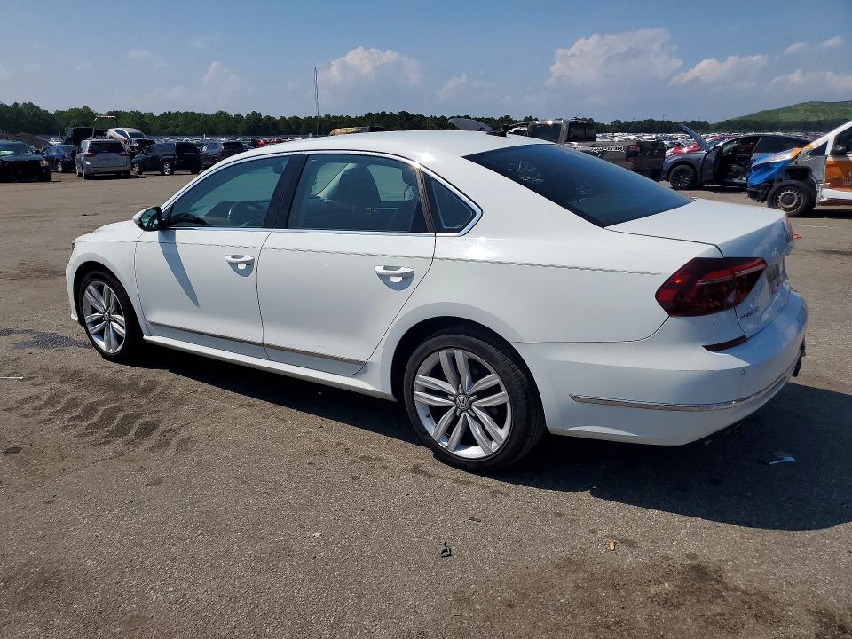 Продажа на аукционе авто 2017 Volkswagen Passat, vin: 1VWGT7A35HC050312, номер лота: 64250206
