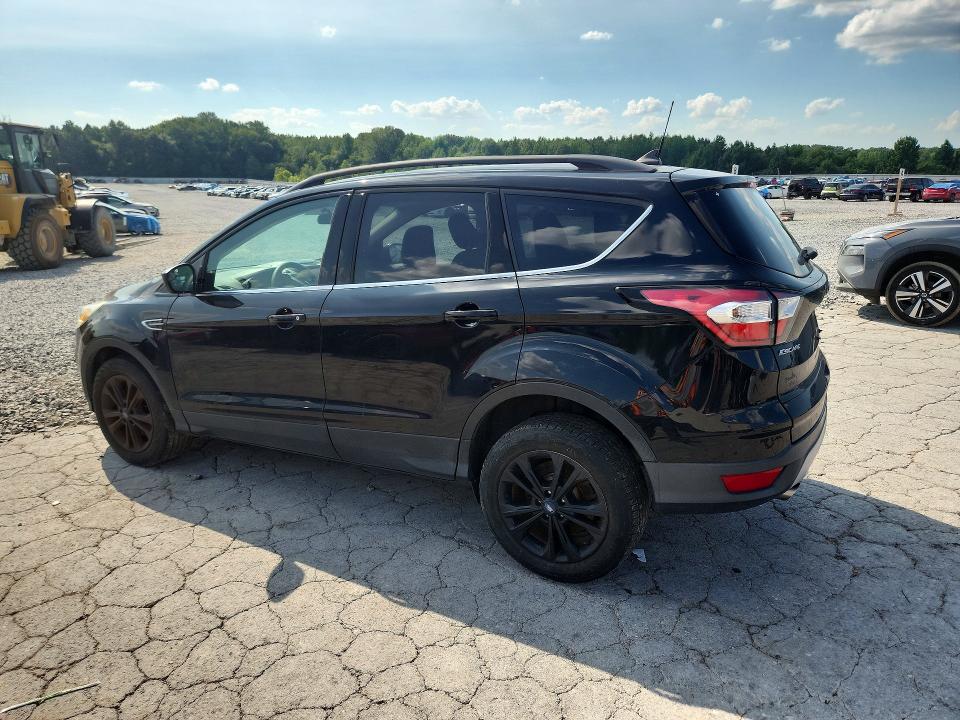 2018 Ford Escape მანქანა იყიდება აუქციონზე, vin: 1FMCU9GD8JUD58046, აუქციონის ნომერი: 63805086