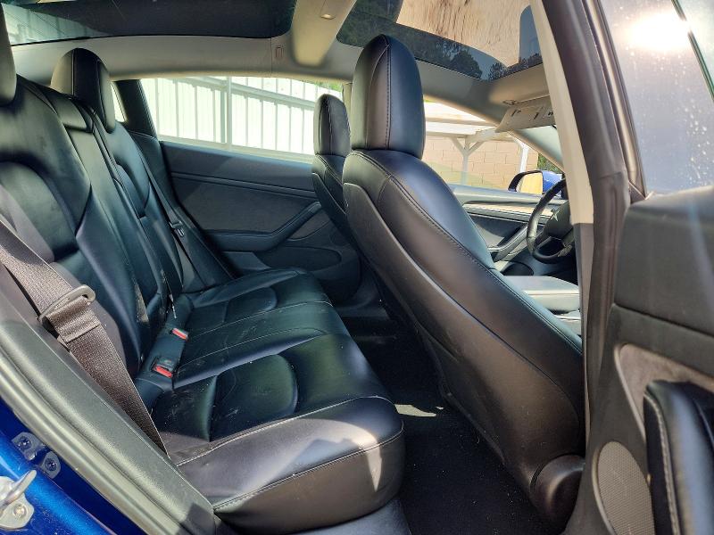 64394226 :رقم المزاد ، 5YJ3E1EA7NF372630 vin ، 2022 Tesla Model 3 مزاد بيع