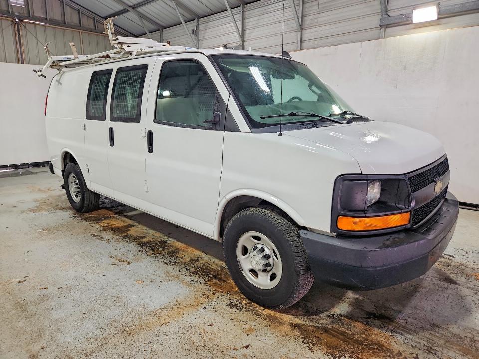 62235256 :رقم المزاد ، 1GCWGAFF0G1211128 vin ، 2016 Chevrolet Express G2500 مزاد بيع