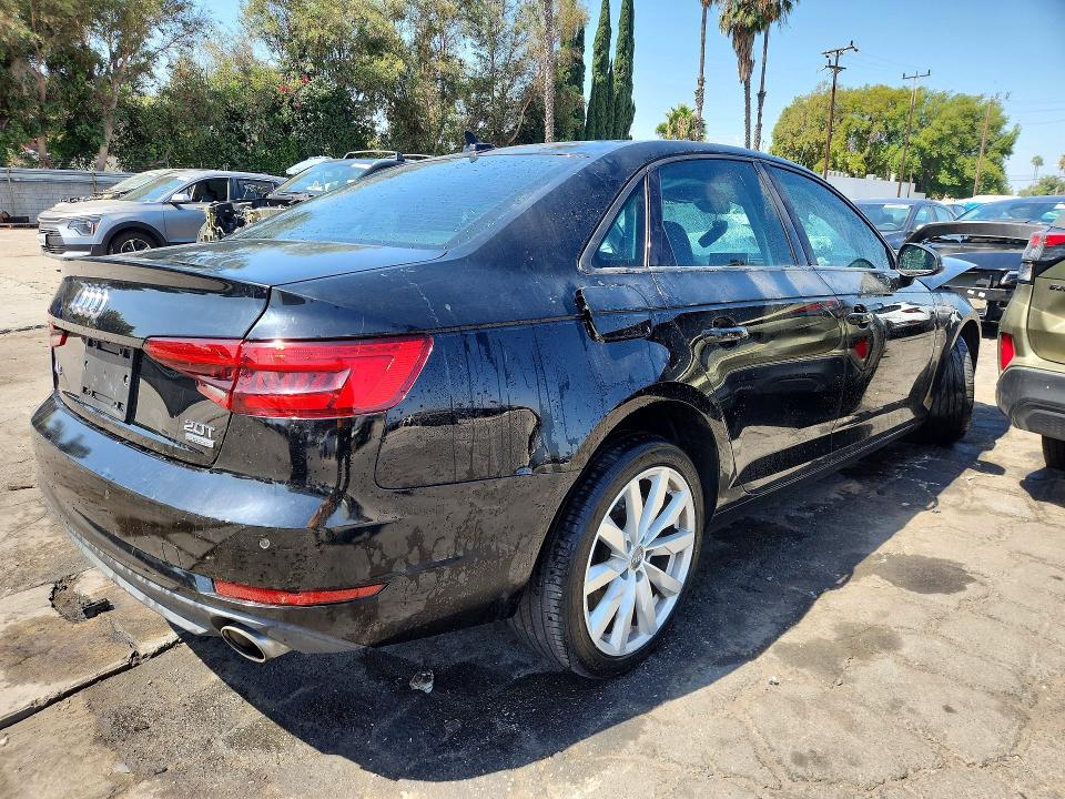 Aukcja sprzedaży 2017 Audi A4, vin: WAUANAF4XHN008902, numer aukcji: 63814136
