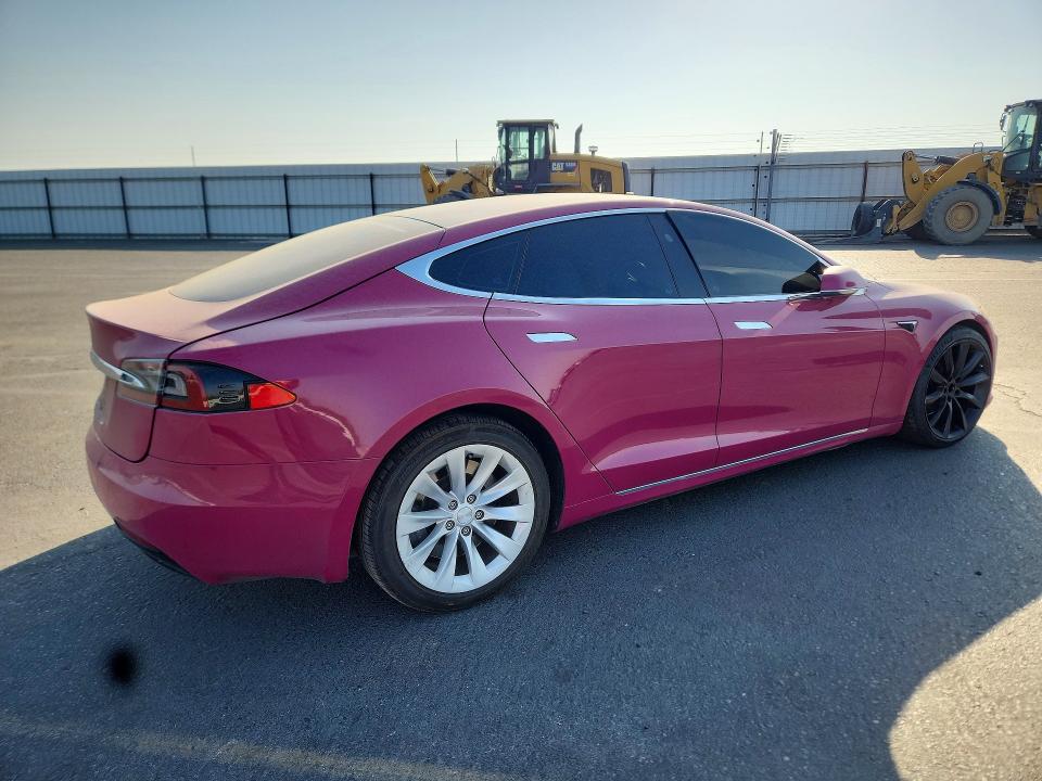 67289606 :رقم المزاد ، 5YJSA1E17HF206538 vin ، 2017 Tesla Model S مزاد بيع